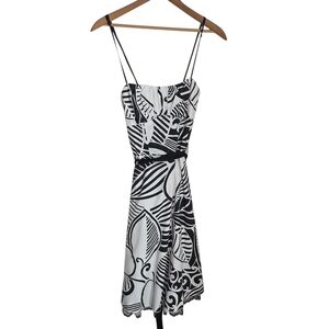 ⭐️Le Chateau Black and White Strapless Dress With Lace Bottom Size XXS